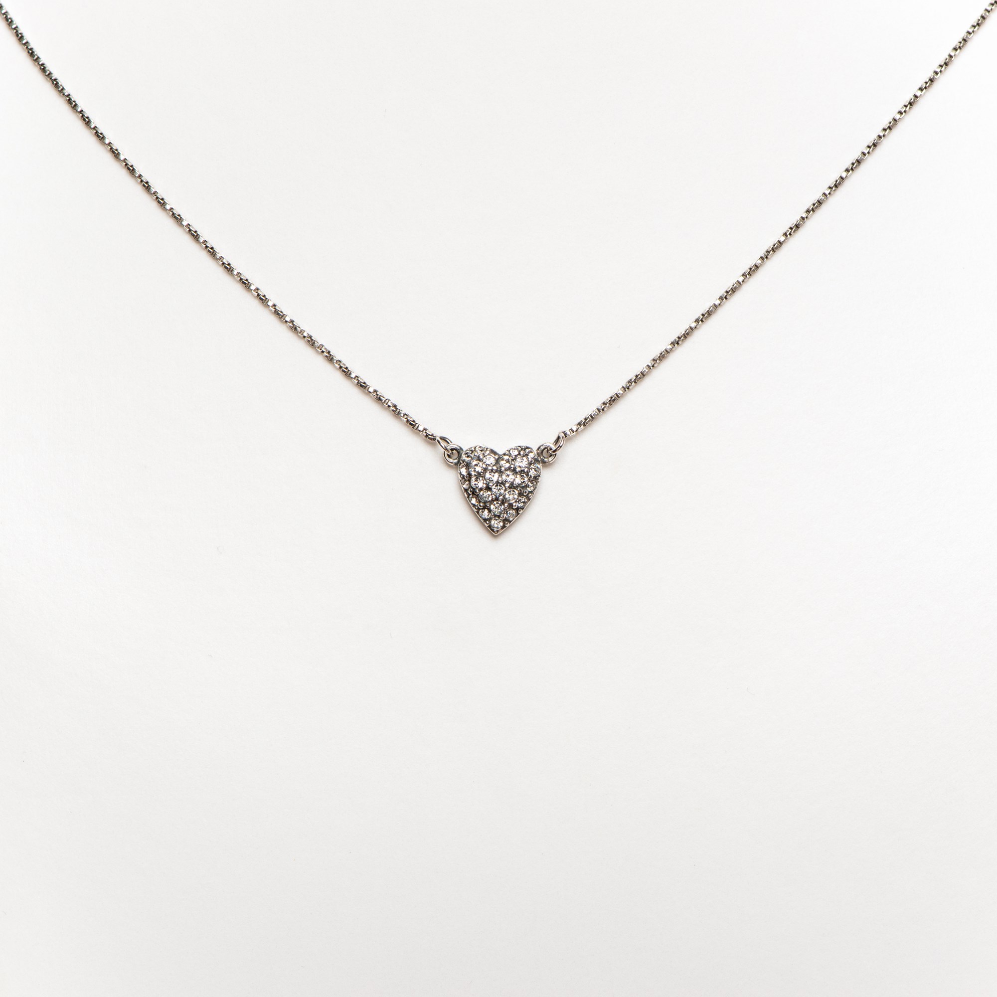 Collier Hart