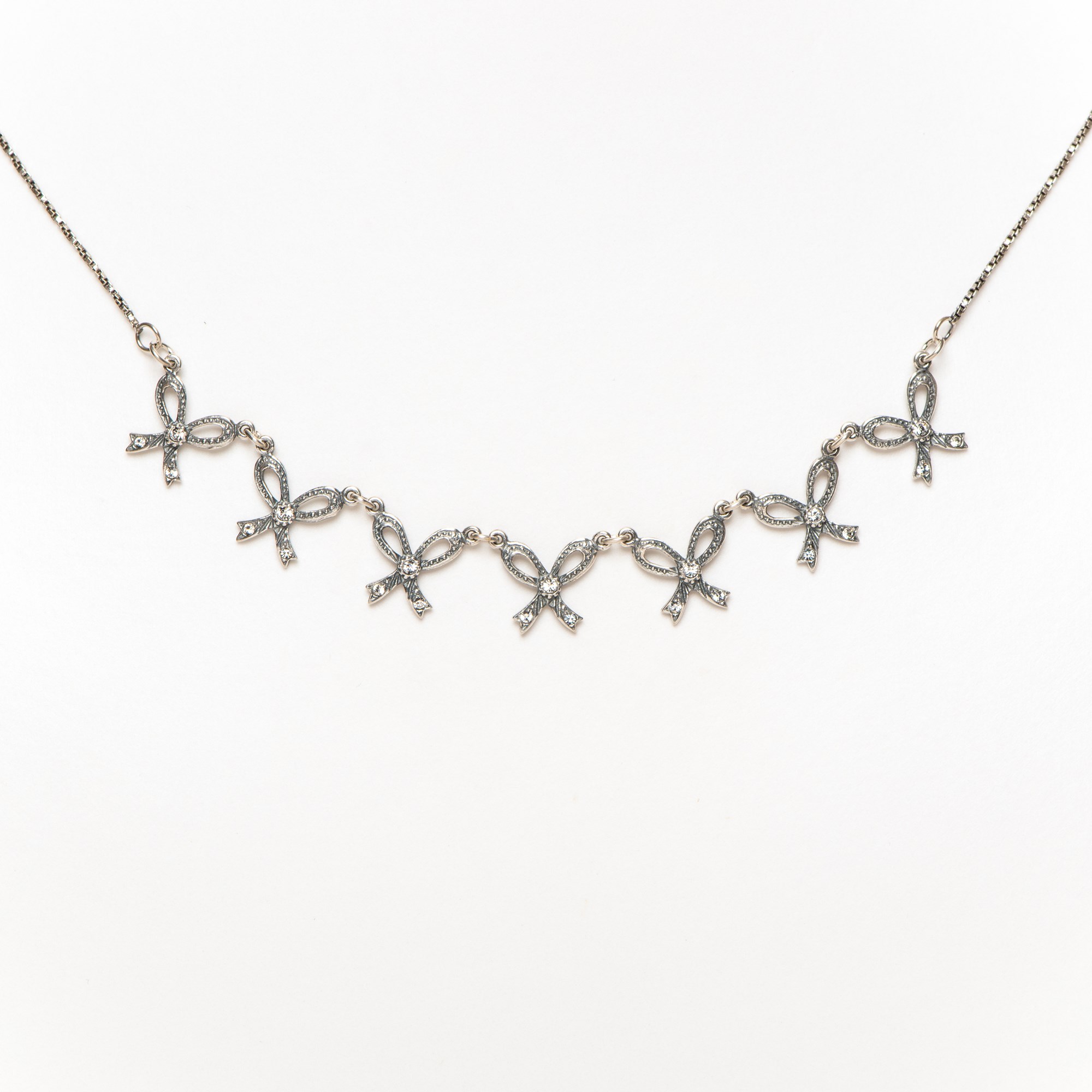 Collier Strik